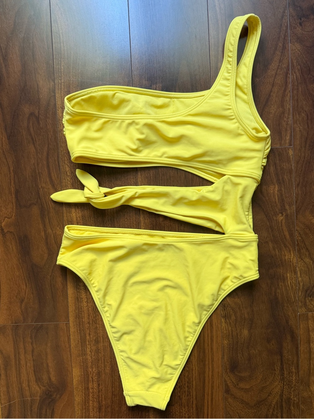 Abercrombie & Fitch Yellow One Piece Cut Out Swimsuit / Size M ๐ - Picture 4 of 6